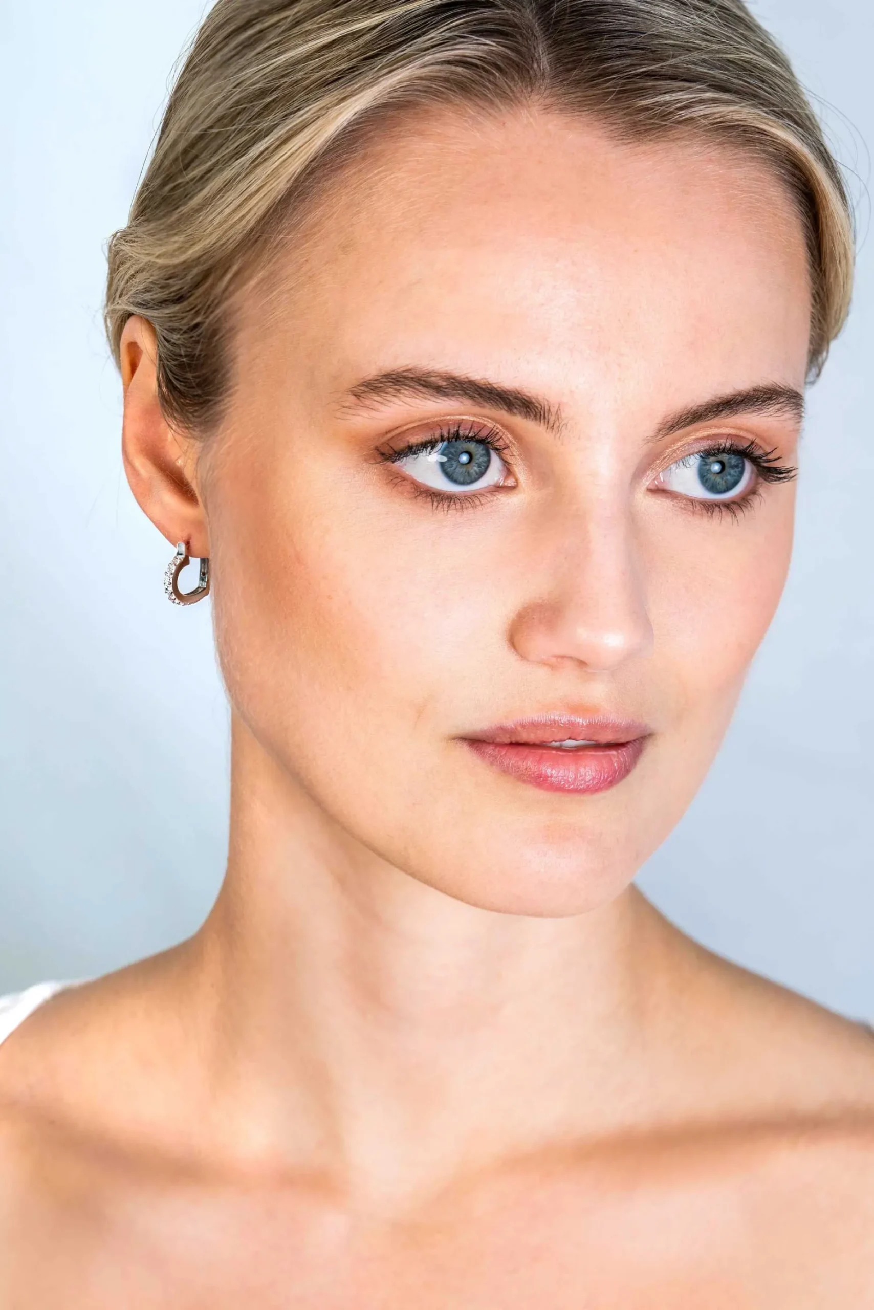 ZINZI zilveren oorringen 17mm hartvorm met witte zirconia's ZIO2195Z