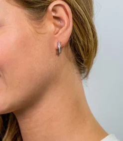 Zinzi zilveren oorringen 17 x 3mm witte zirconia's met luxe klapsluiting ZIO186Z