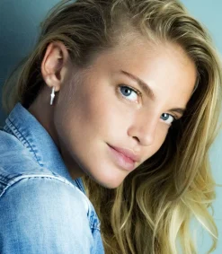 Zinzi zilveren oorringen 24 x 3mm witte zirconia's met luxe klapsluiting ZIO192Z