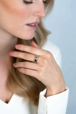 ZINZI zilveren ring cross-over bicolor met witte zirconia's ZIR2243