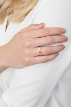 ZINZI zilveren ring geel verguld vierkant wit ZIR1862G