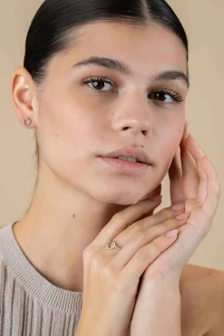 ZINZI zilveren ring met gold plated open hartje 8mm en witte zirconia's ZIR2566