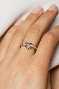 ZINZI zilveren ring open hart, bezet met witte zirconia's in band ZIR1755