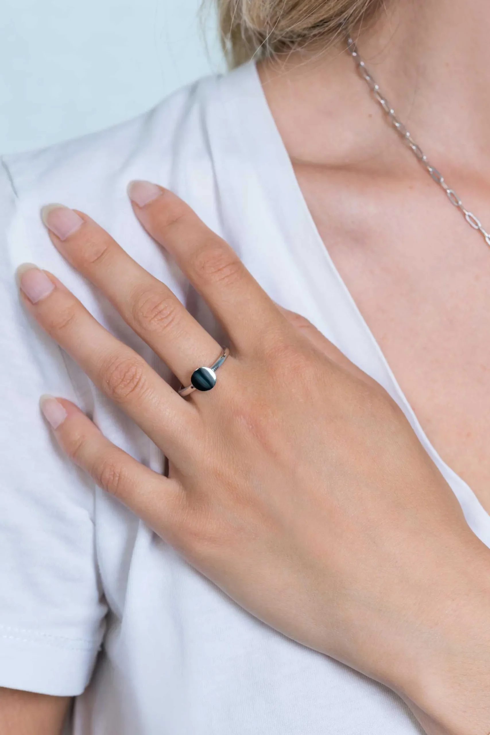 ZINZI zilveren ring rond glanzend plaatje 8mm ZIR2220