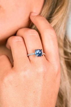 ZINZI zilveren ring vierkant blauw wit ZIR1470B