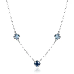 ZINZI zilveren schakelketting met twee lichtblauwe klavers en een donkerblauwe klaver 42-45cm ZIC2663B